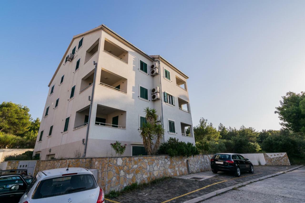 סופטאר Apartman Emil מראה חיצוני תמונה